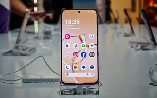 Le TCL P80 Ultra mélange enfin OLED et esprit liseuse, et l'idée est plus maligne qu'elle n'en a l'air